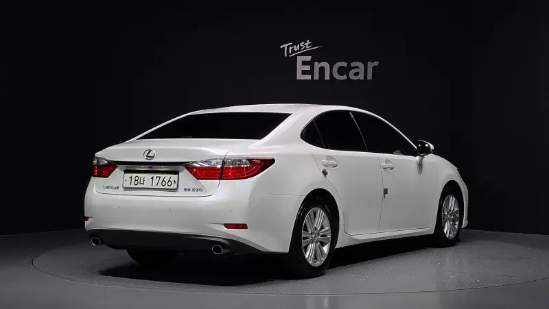 Lexus ES350