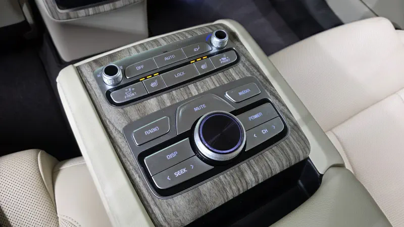 Kia K9