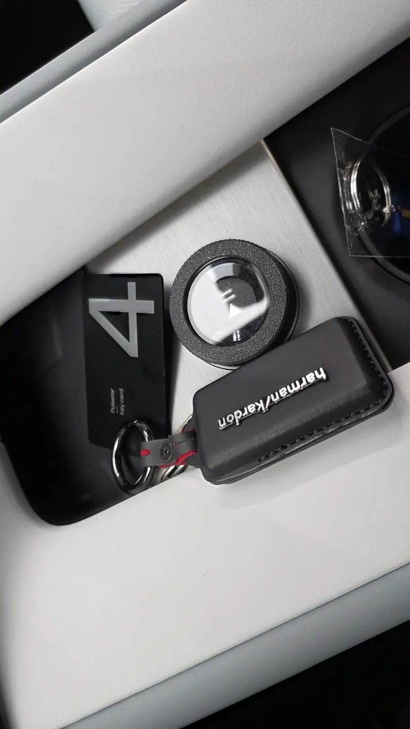 Polestar 4