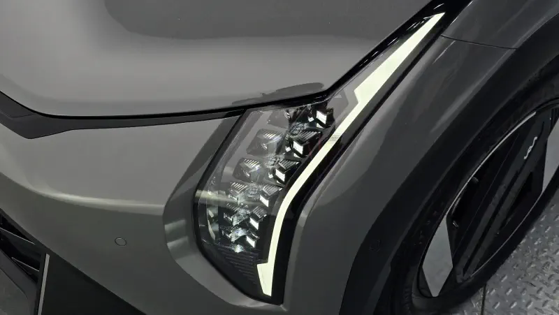 Kia EV4