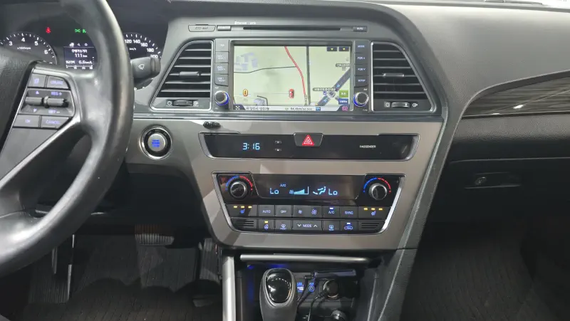 Hyundai Sonata