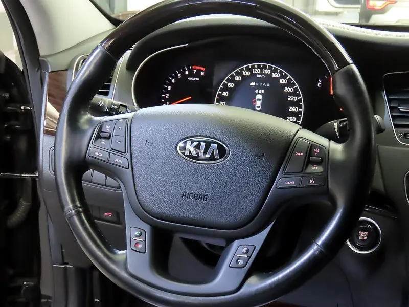 Kia K7