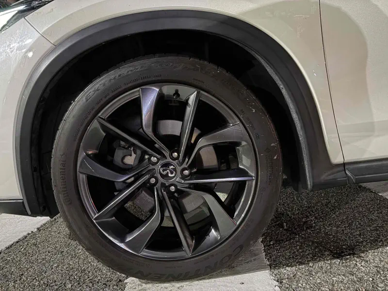 Infiniti QX50