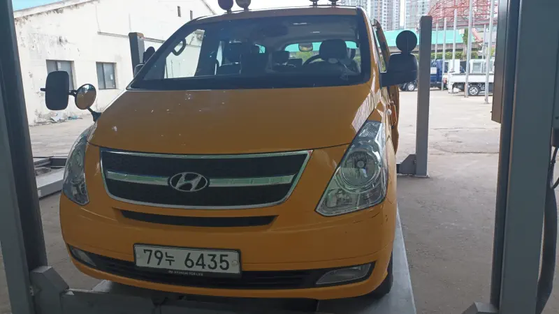 Hyundai Grand Starex