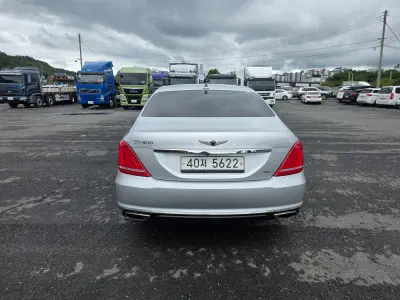 Genesis EQ900