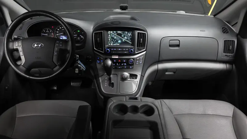 Hyundai Grand Starex