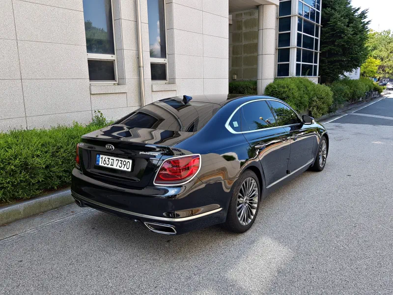 Kia K9