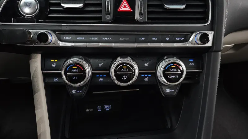 Купить Genesis G70 Seoul из Кореи