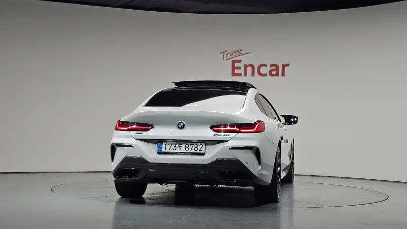 BMW 8-Series