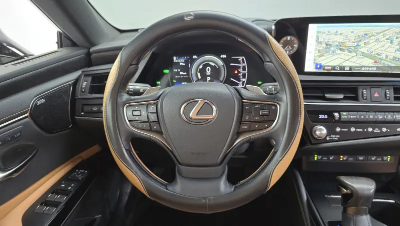 Lexus ES300h