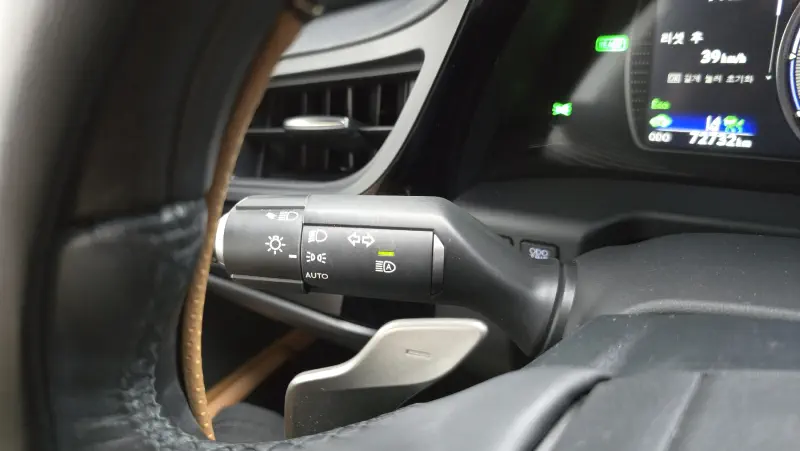 Lexus ES300h
