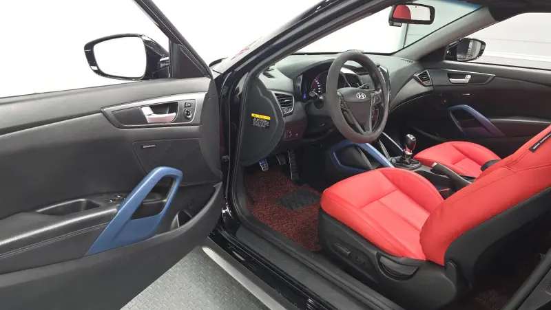Hyundai Veloster