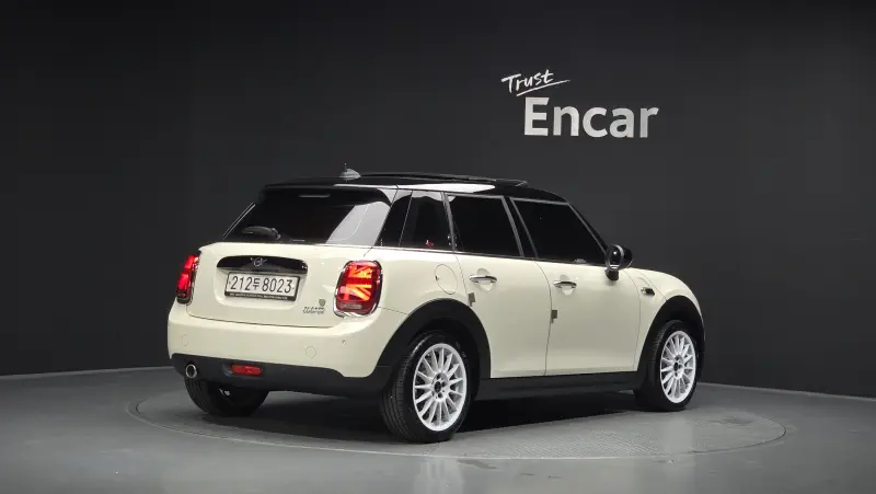 MINI Hatch