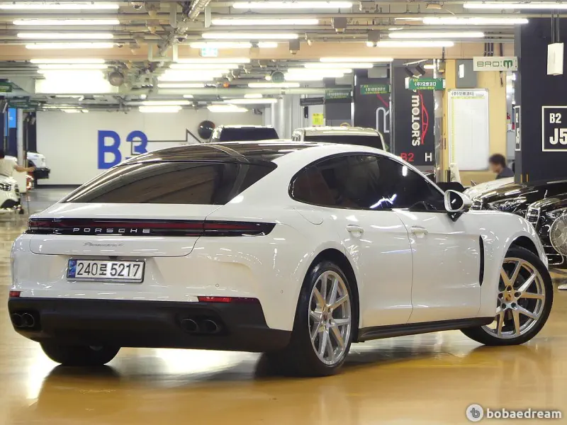 Porsche Panamera