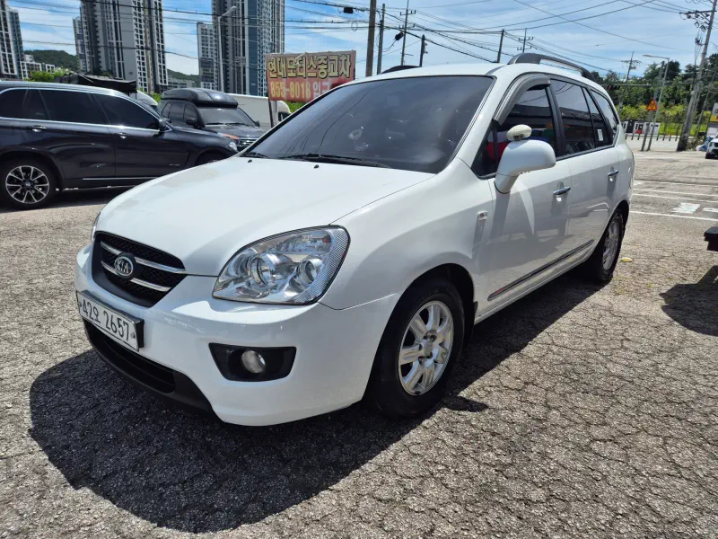 Kia Carens