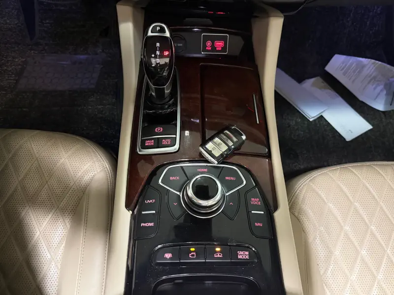 Kia K9
