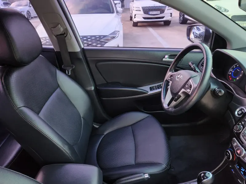 Hyundai Accent