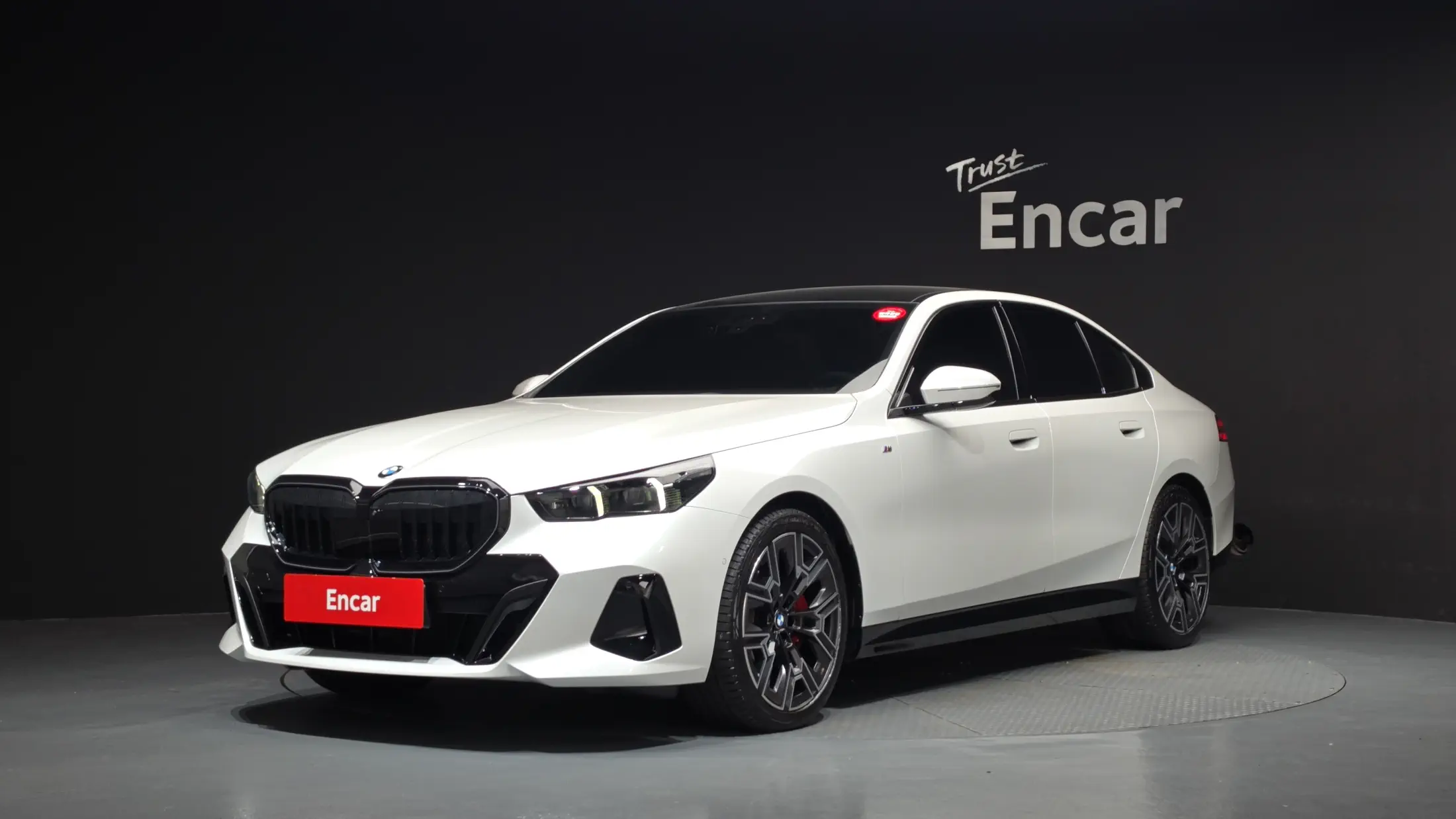 BMW 5-Series 2025