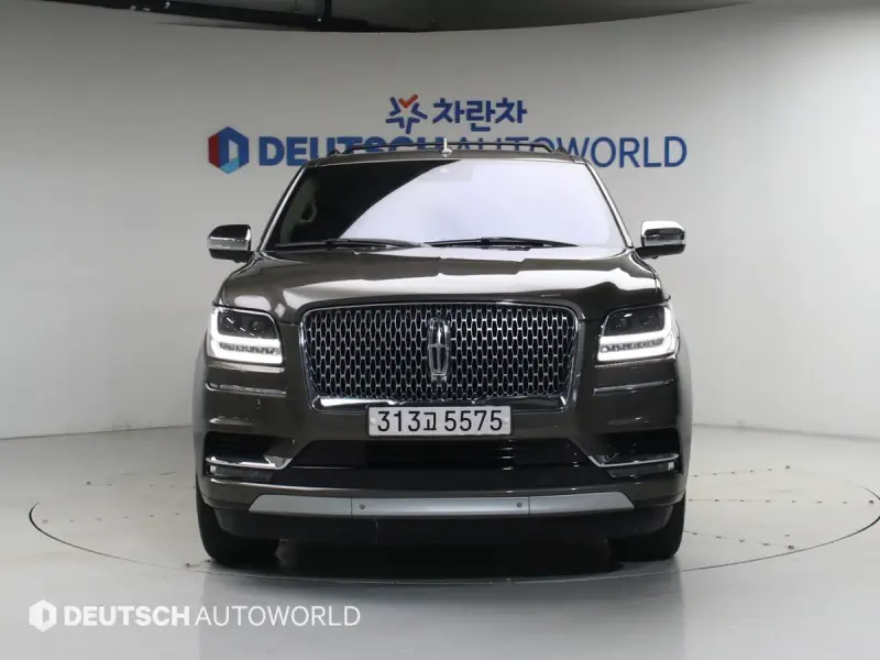 Lincoln Navigator