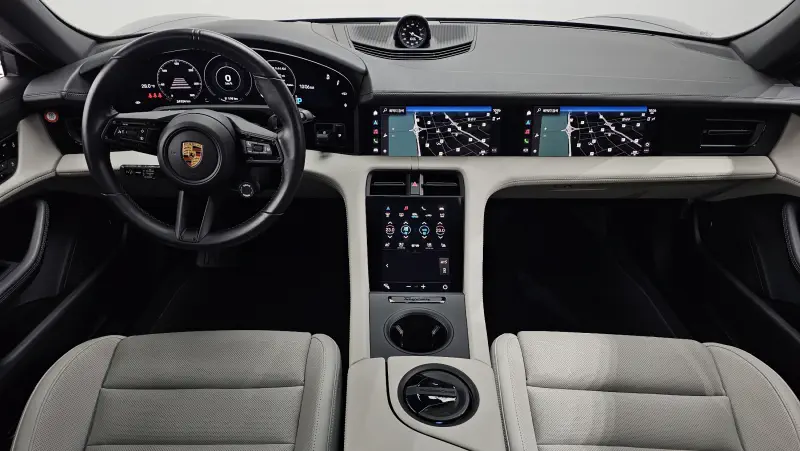 Porsche Taycan