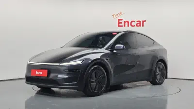Tesla Model Y 2025