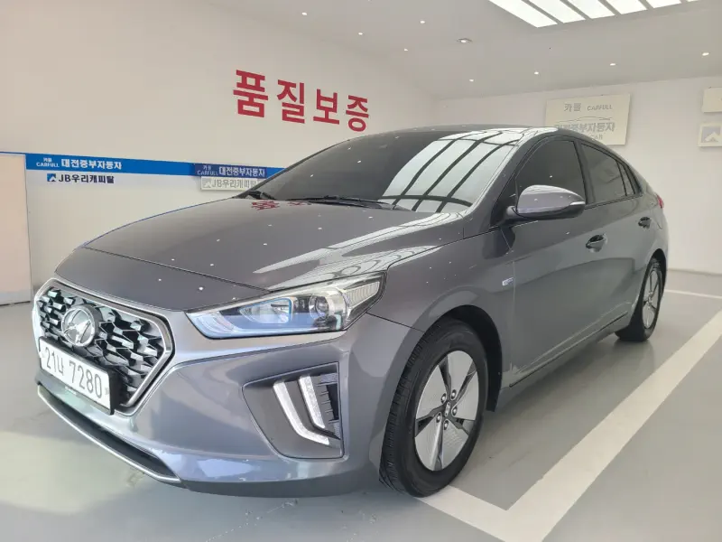 Hyundai Ioniq