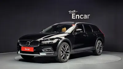 Volvo V90 2024