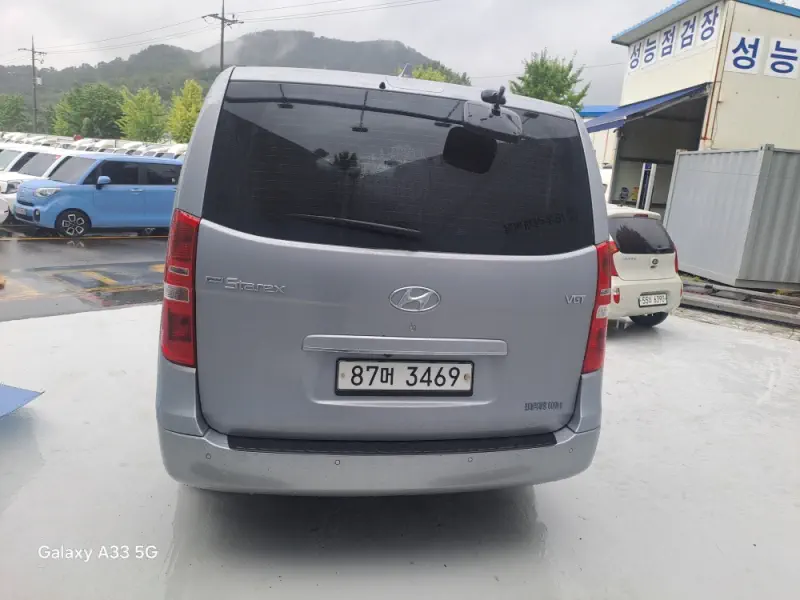Hyundai Grand Starex