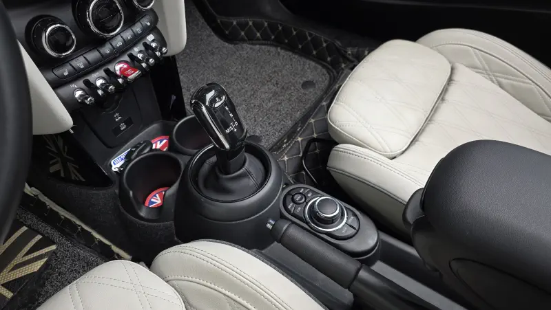 MINI Cabrio