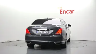Genesis EQ900