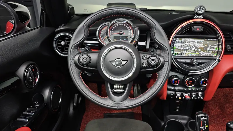 MINI Cabrio