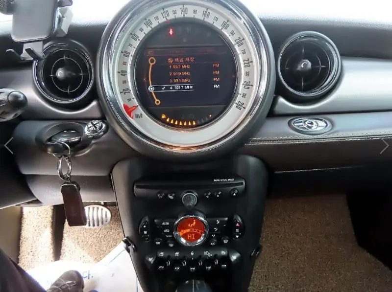 MINI Cabrio