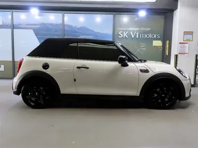 MINI Cabrio