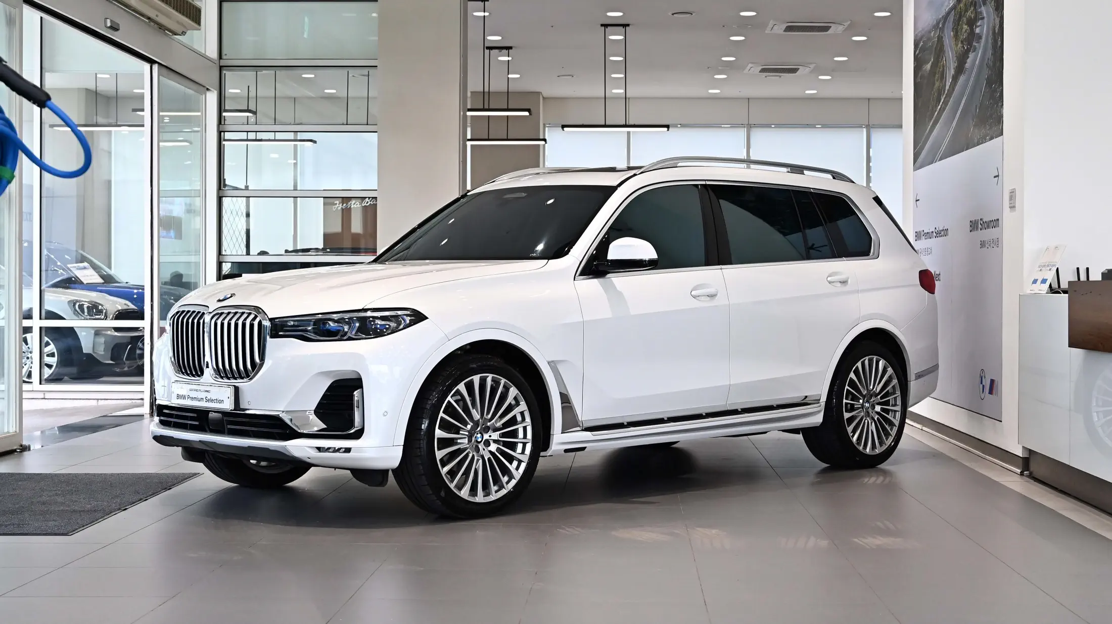 BMW X7 2021