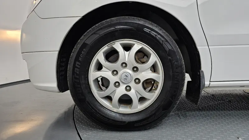 Hyundai Grand Starex