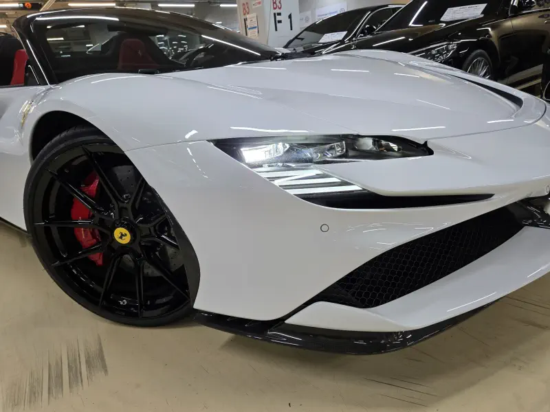 Ferrari SF90