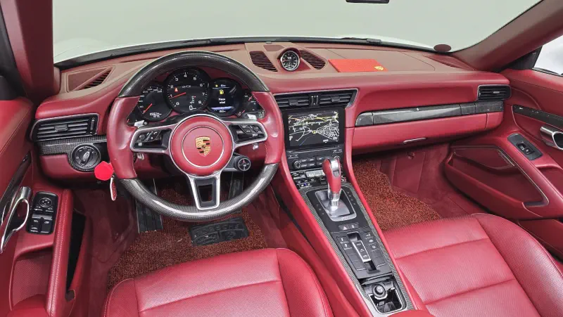 Porsche 911