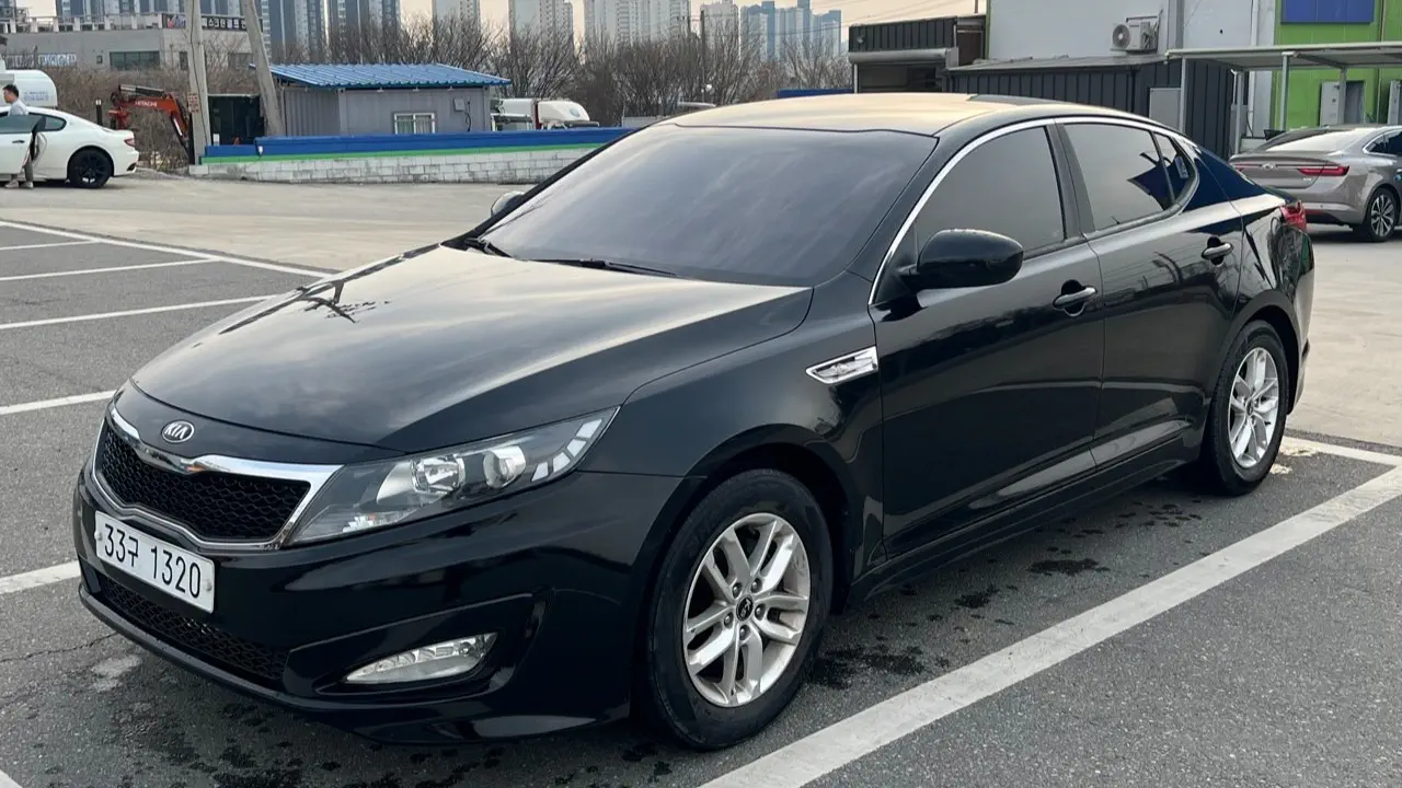 Kia K5 2011