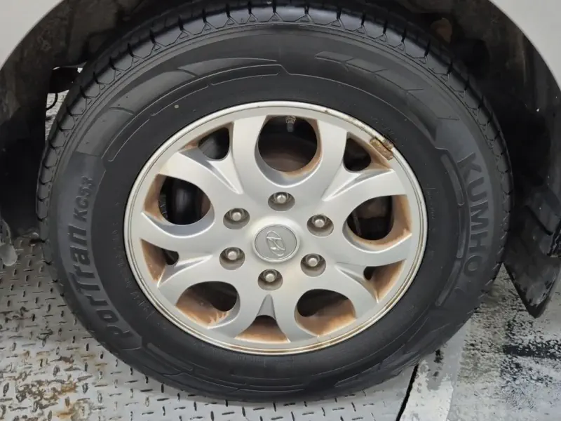 Hyundai Grand Starex