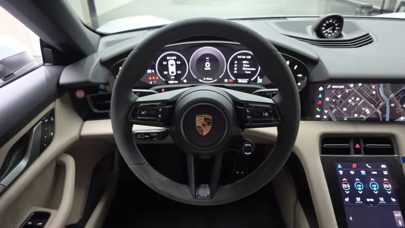 Porsche Taycan