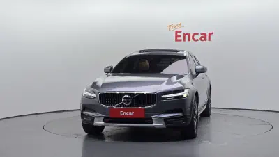 Volvo V90