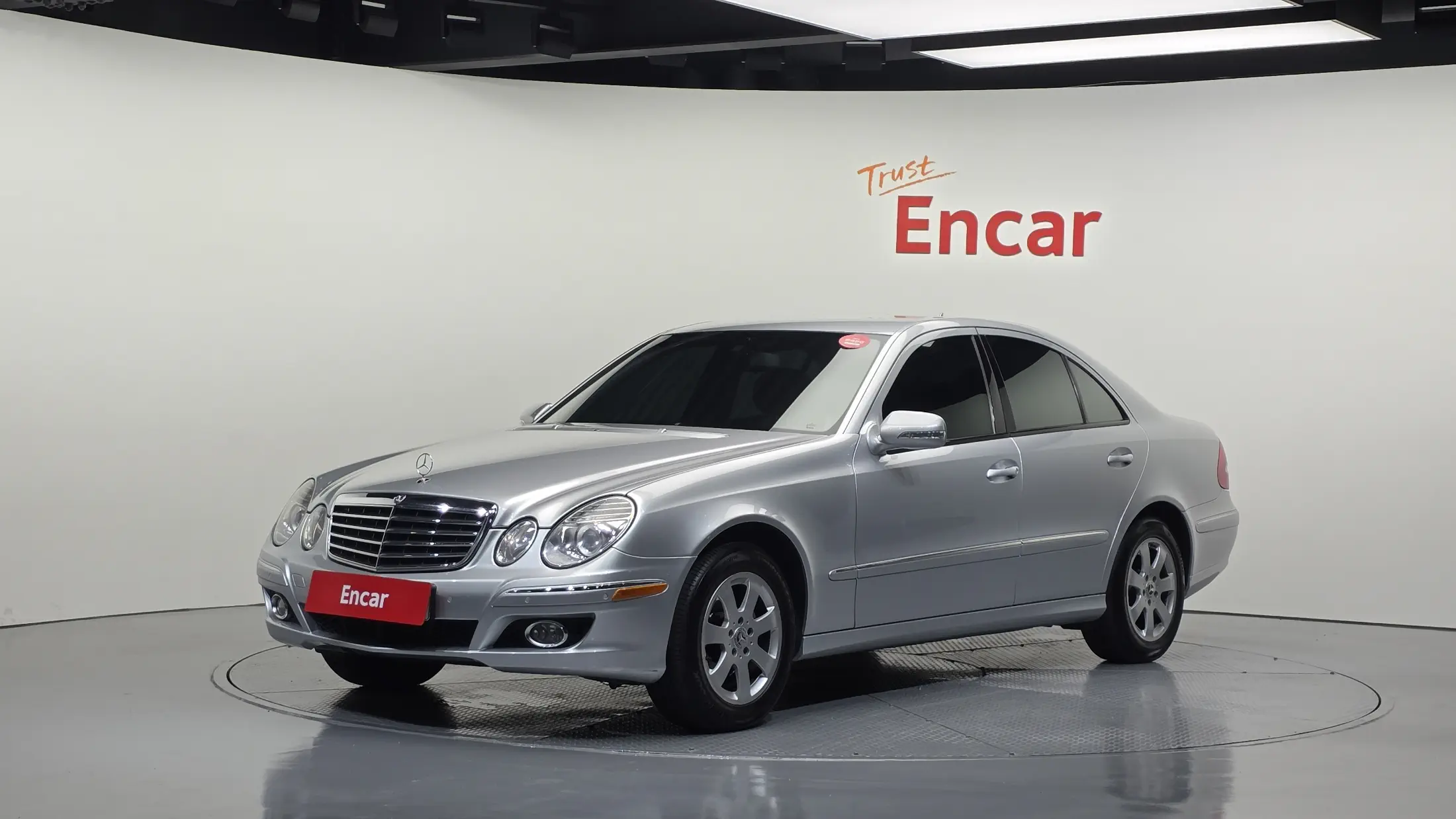 Mercedes-Benz E-Class 2008