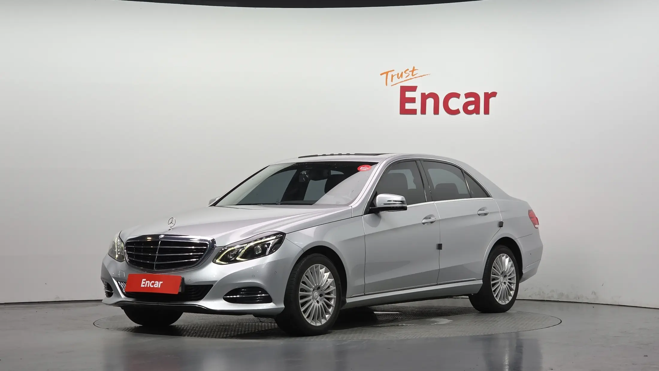 Mercedes-Benz E-Class 2013