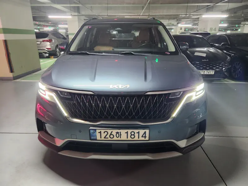 Kia Carnival
