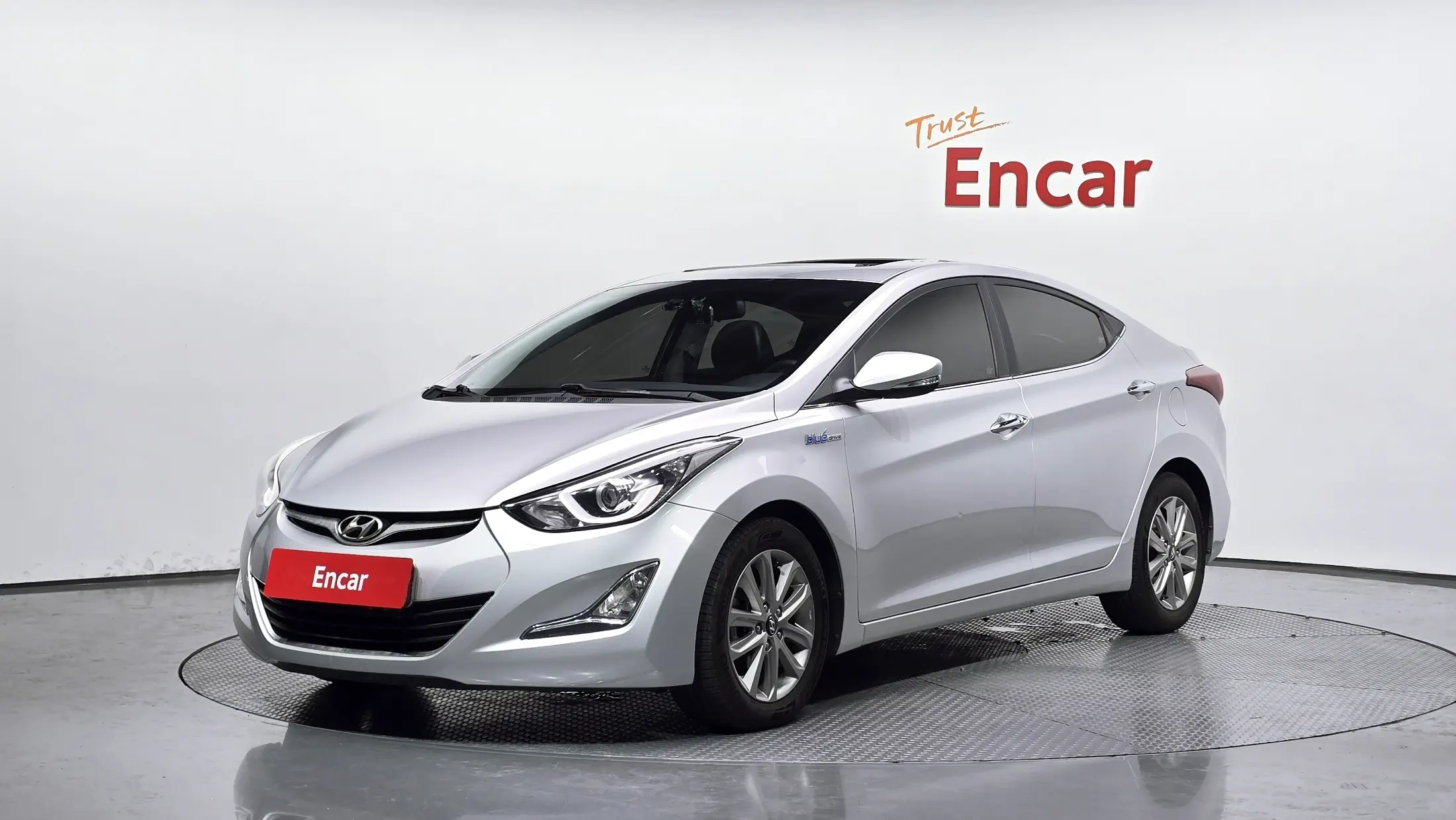 Hyundai AVANTE 2013