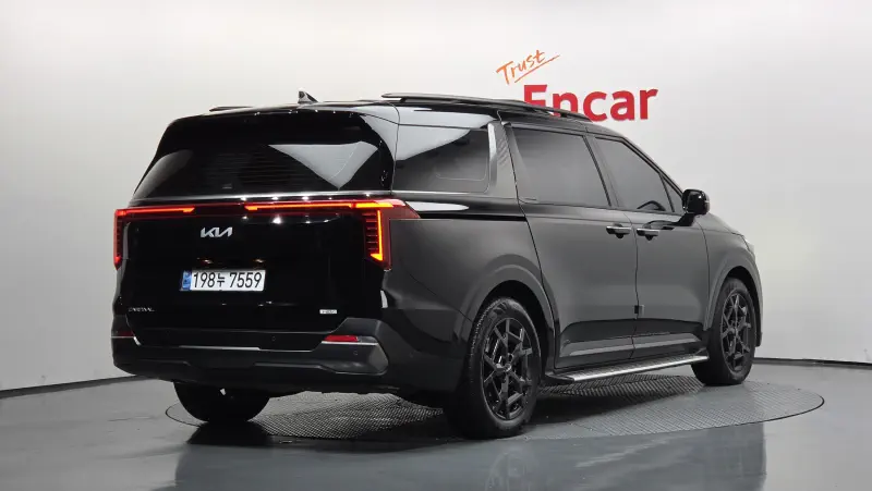 Купить Kia Carnival Gyeonggi из Кореи