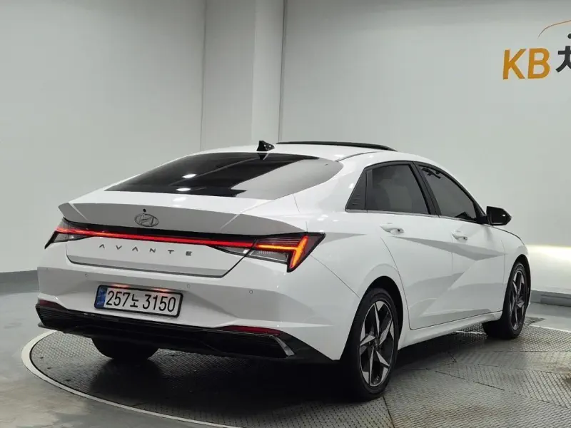 Hyundai AVANTE