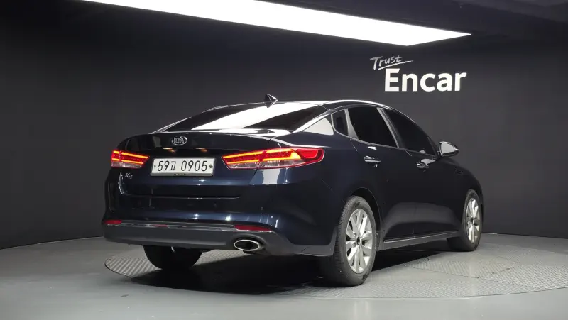 Kia K5