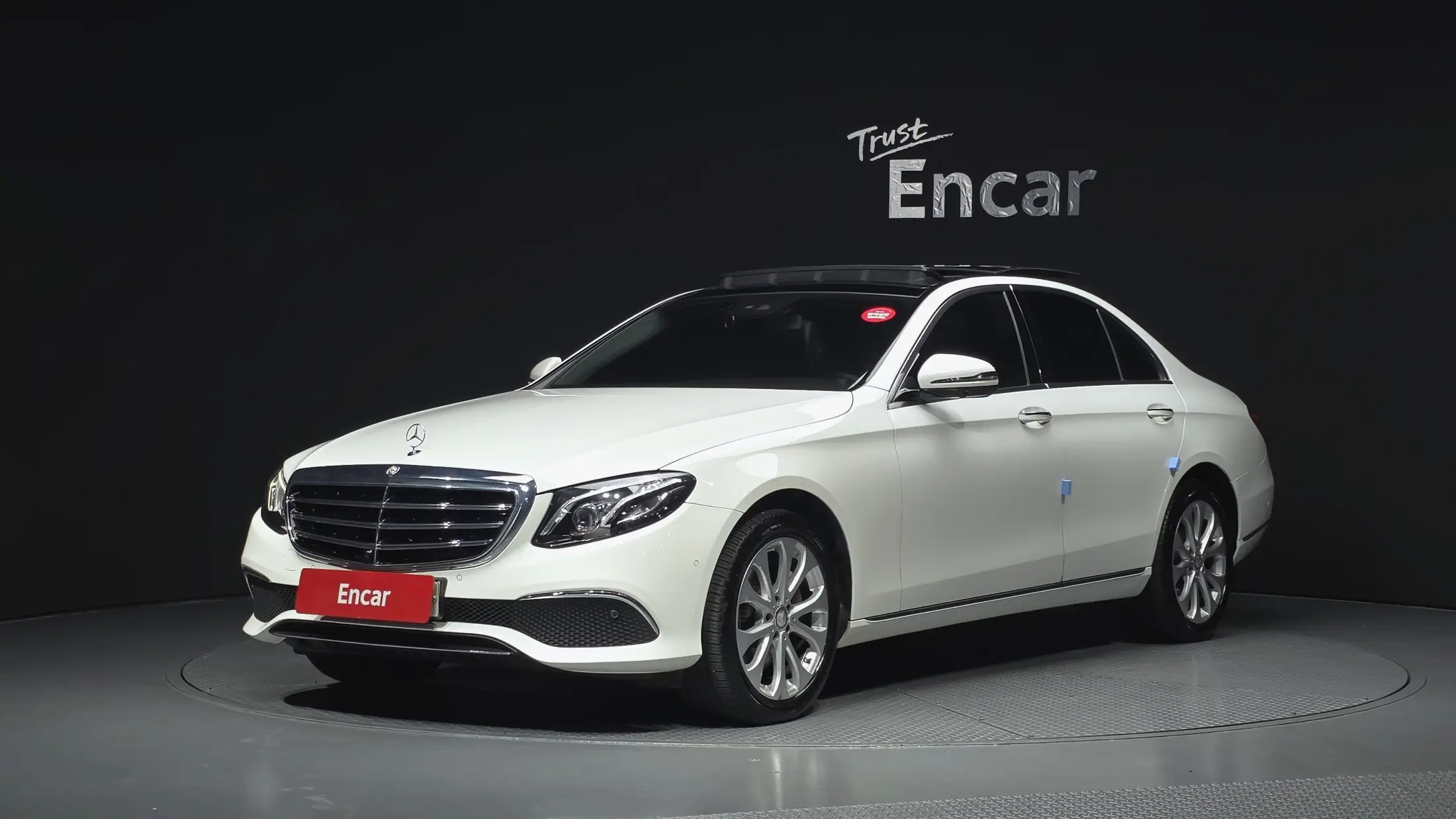 Mercedes-Benz E-Class 2016