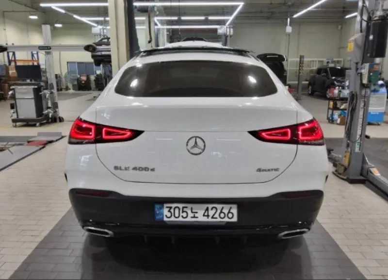 Mercedes-Benz GLE-Class